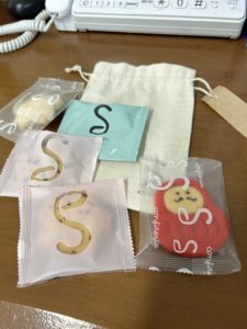 堺市Ｈさん耳つぼダイエット１０kg痩せられています。クッキー頂きました。