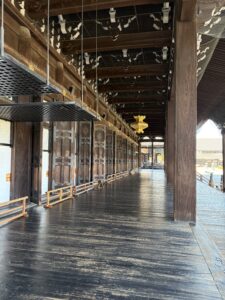 耳つぼダイエットブログ京都東寺東本願寺